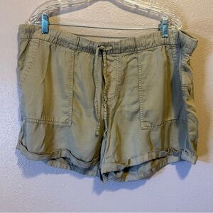GAP Khaki Shorts